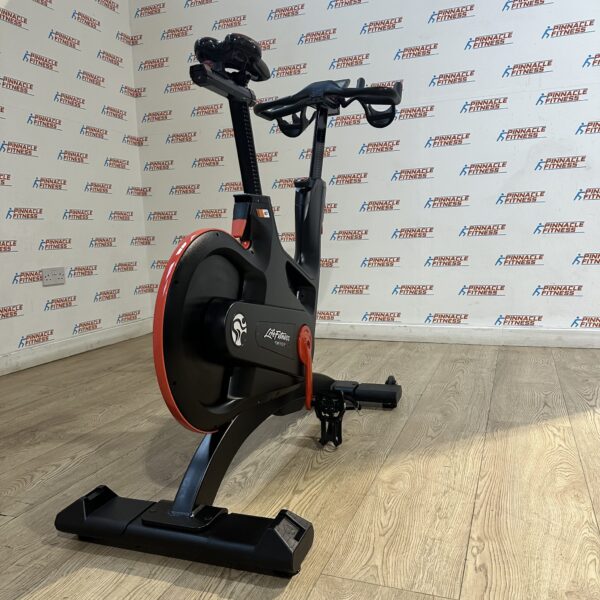 Life Fitness IC7 Indoor Studio Bike with TFT Watt Rate Monitor Rev2 Reconditioned - Image 18