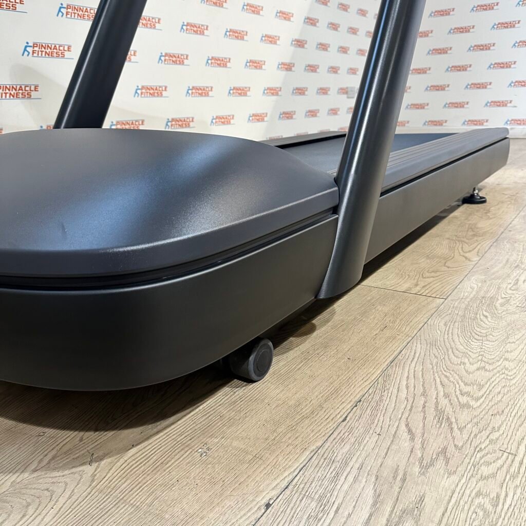 Technogym Jog Forma Treadmill with Training Link Reconditioned - Image 5