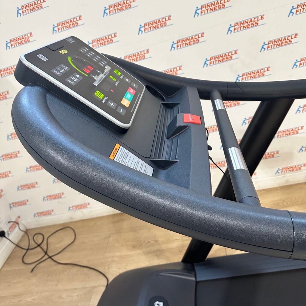 Technogym Jog Forma Treadmill with Training Link Reconditioned - Image 11