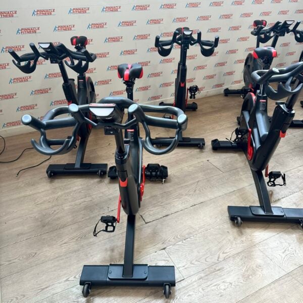 Life Fitness IC7 Indoor Studio Bike (Package of 10) with TFT Watt Rate Monitor Rev2 Reconditioned - Image 4