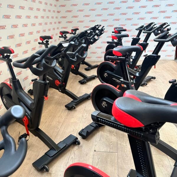 Life Fitness IC7 Indoor Studio Bike (Package of 10) with TFT Watt Rate Monitor Rev2 Reconditioned - Image 7