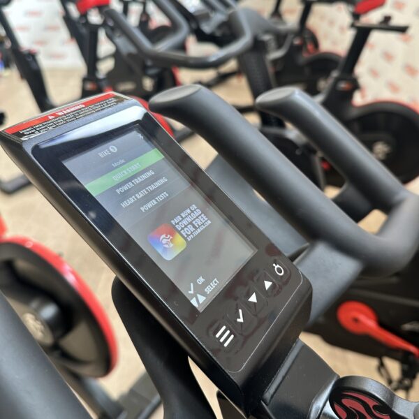 Life Fitness IC7 Indoor Studio Bike (Package of 10) with TFT Watt Rate Monitor Rev2 Reconditioned - Image 11