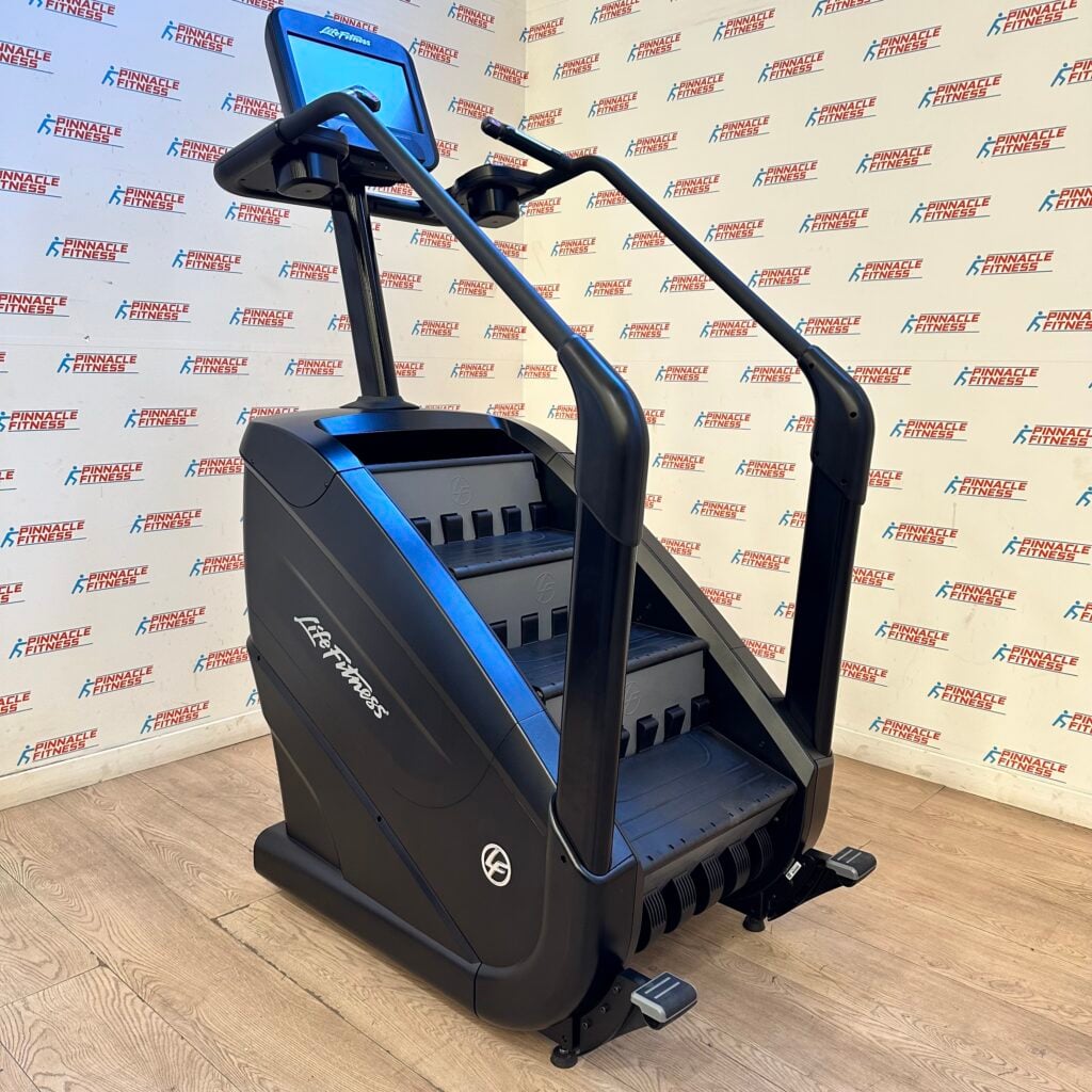 Life Fitness Elevation Series Powermill with Discover SE Console Life Fitness Elevation Series Powermill with Discover SE Console