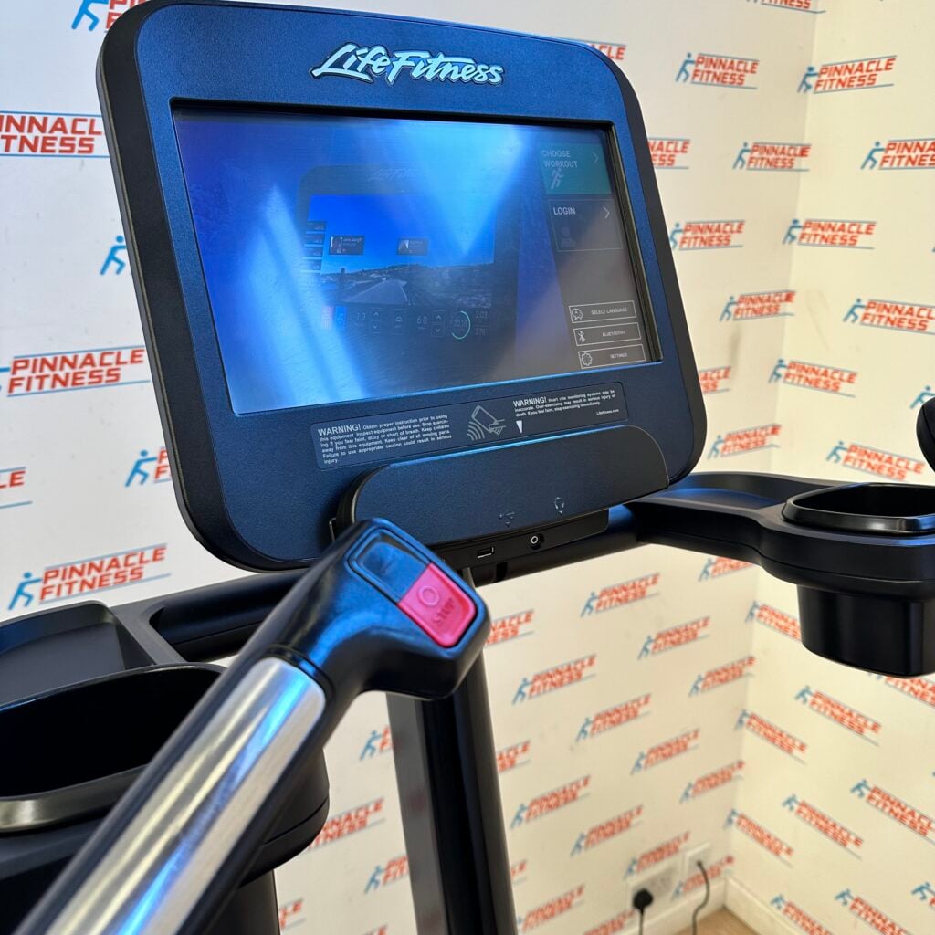 Life Fitness Elevation Series Powermill with Discover SE Console - Image 7