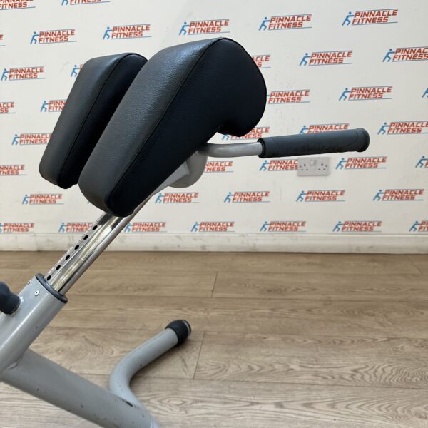 Technogym Back Hyper Extension Bench - Image 4