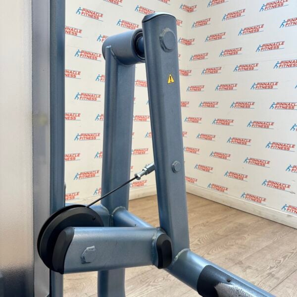 Precor Discovery Series Glute Extension - Image 9