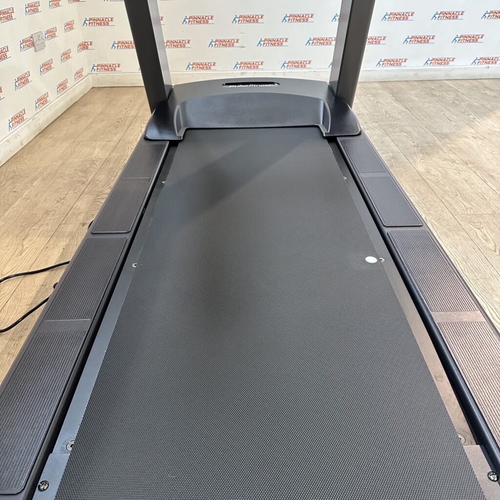 PULSE FITNESS Run 260G Series 2 Treadmill - Image 13