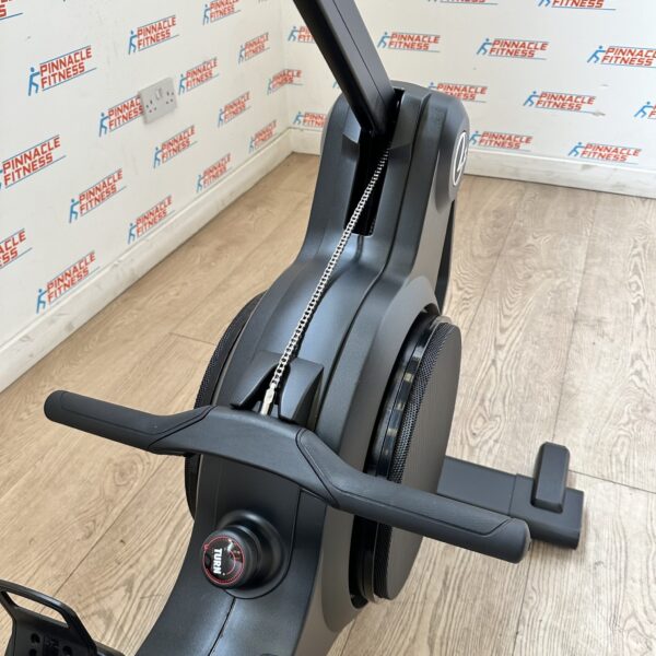 Life Fitness Heat Performance Rower - Image 7