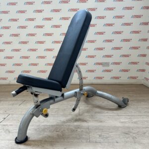 Matrix Aura G3 Adjustable Incline Bench