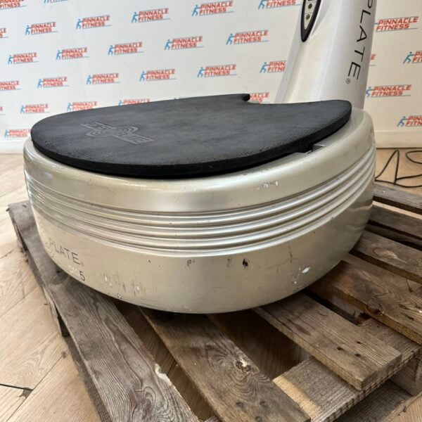 Powerplate Pro 5 Used - Image 4