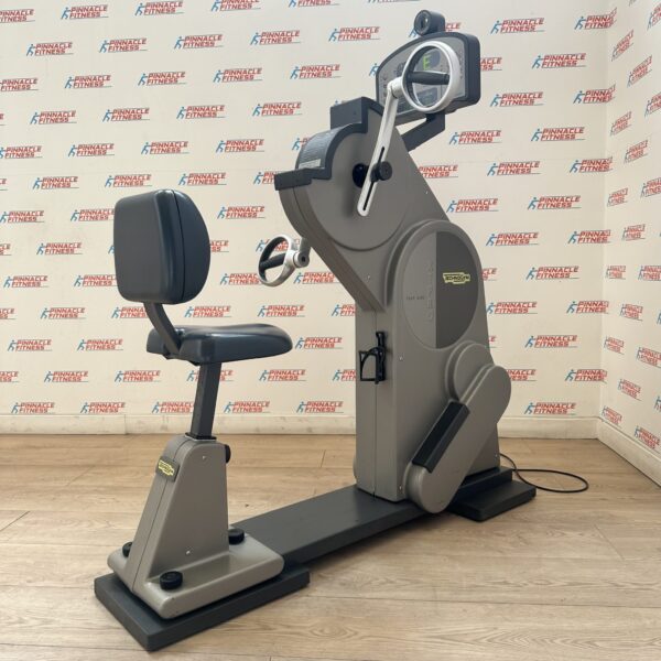 TECHNOGYM XT Pro 600 Upper Body Bike - Image 4