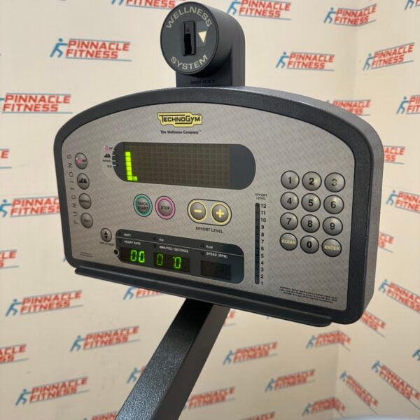 TECHNOGYM XT Pro 600 Upper Body Bike - Image 2