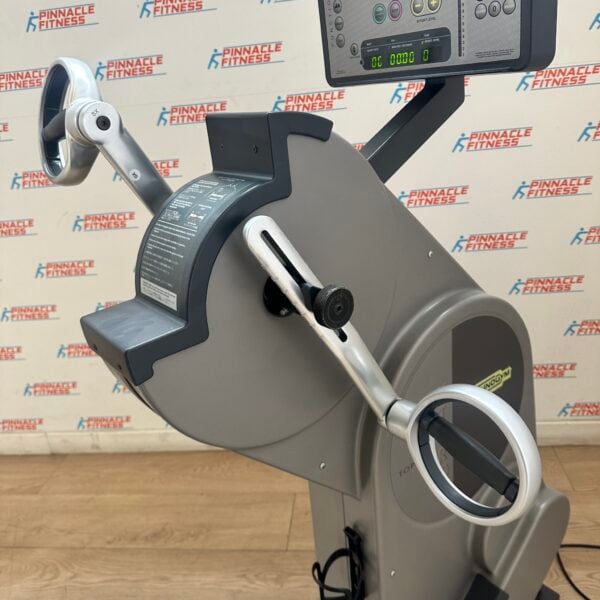 TECHNOGYM XT Pro 600 Upper Body Bike - Image 7