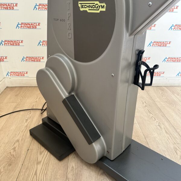 TECHNOGYM XT Pro 600 Upper Body Bike - Image 10