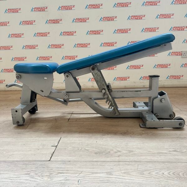 Hammer Strength HD Elite Multi Adjustable Bench - Image 17