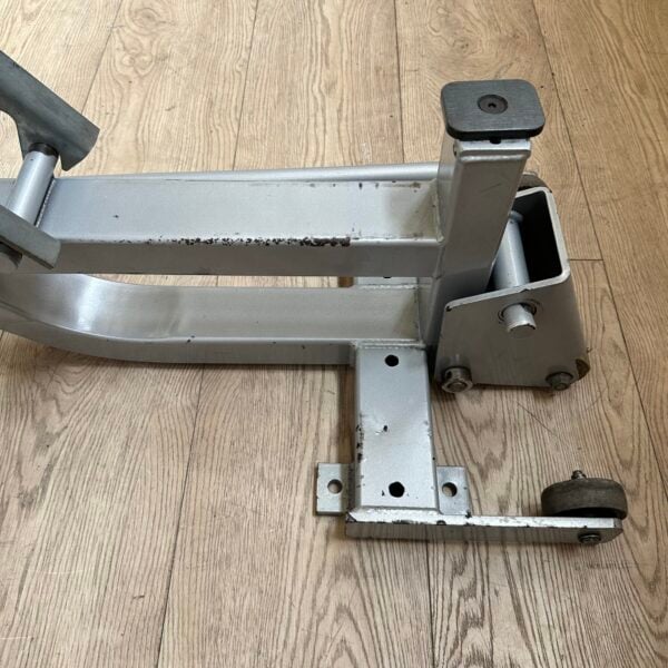 Hammer Strength HD Elite Multi Adjustable Bench - Image 10