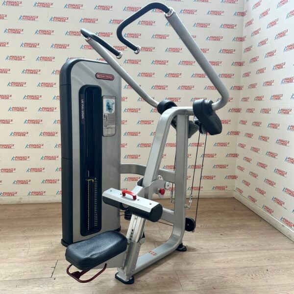 Star Trac Inspiration Lat Pulldown