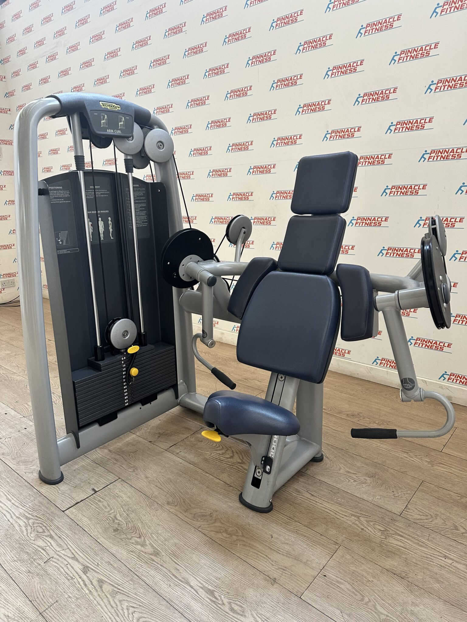 Technogym Selection Arm Curl