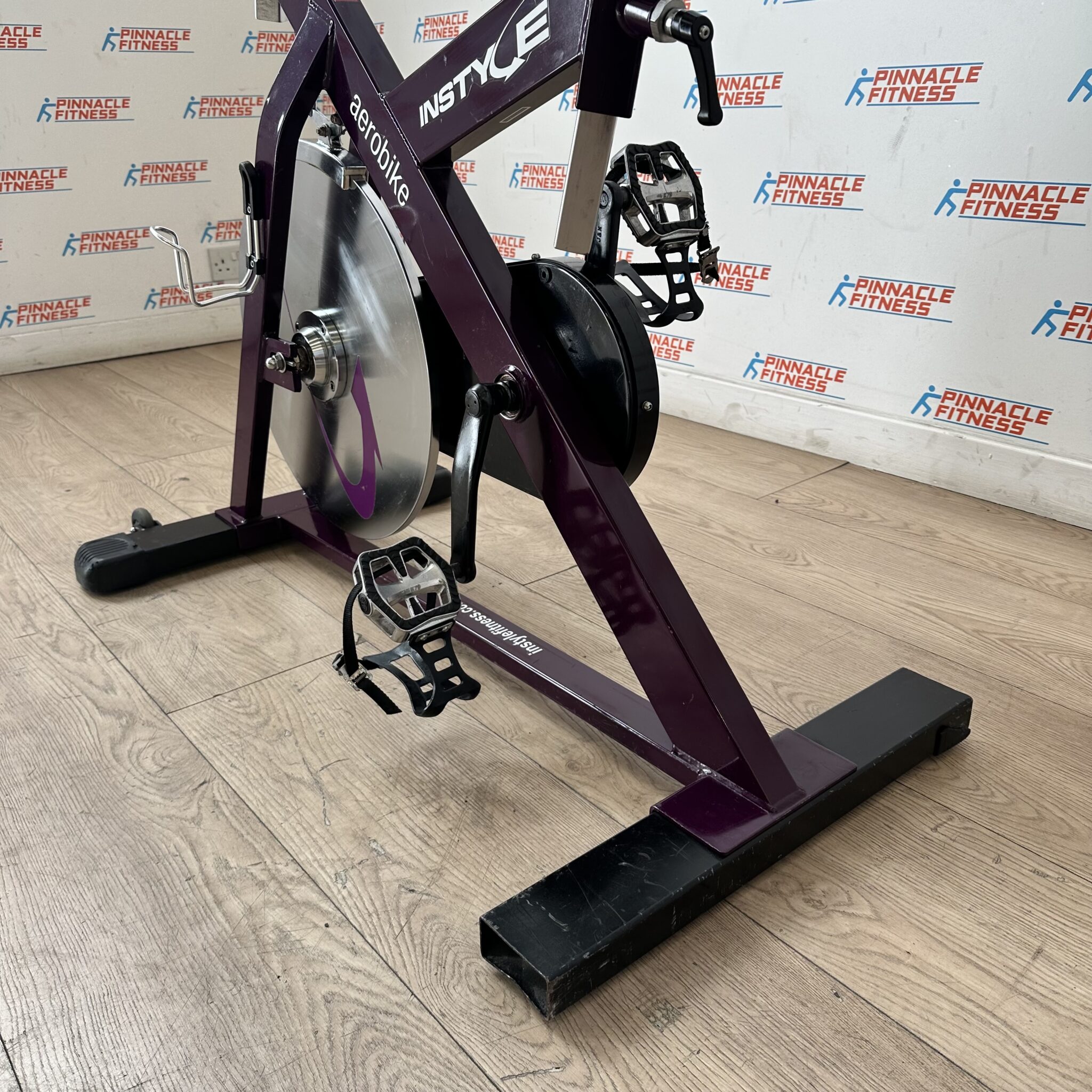 Instyle V900 Aerobike Indoor Studio Bike