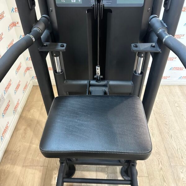 Assisted Chin and Dip Machine by BLITZ FITNESS - Image 9