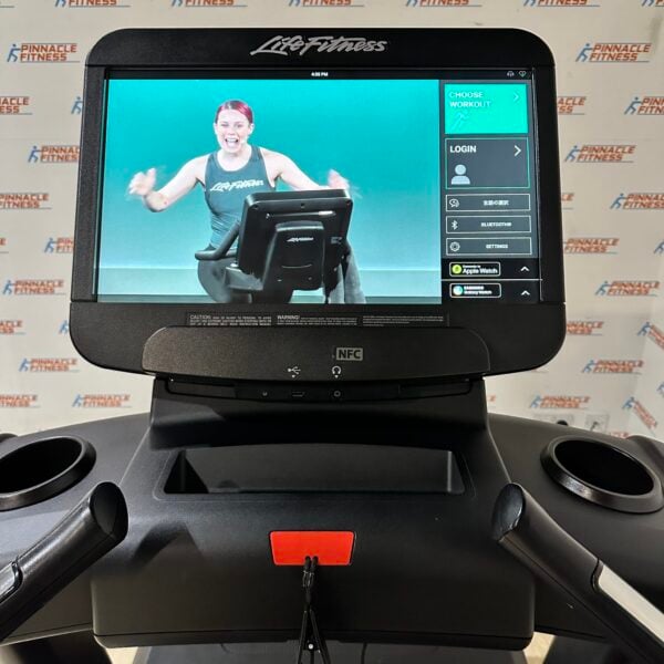 Life Fitness Integrity + Treadmill with Discover SE3HD Console Satin Black Edition - Image 2