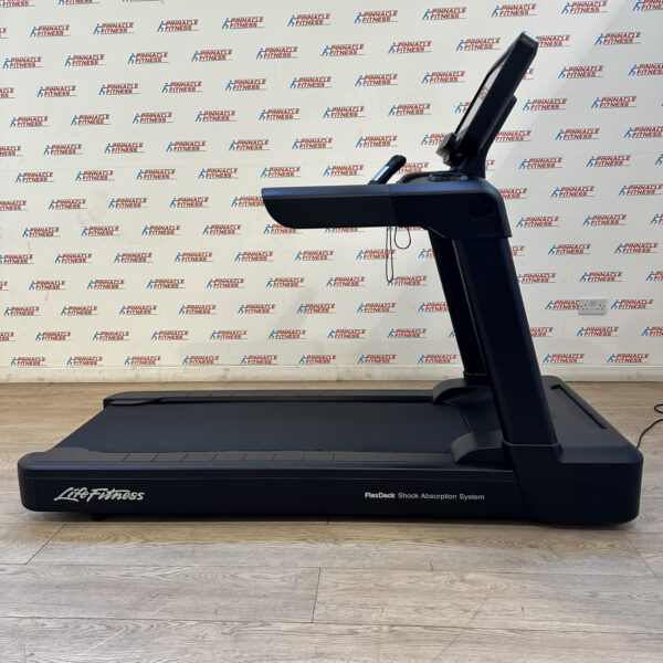 Life Fitness Integrity + Treadmill with Discover SE3HD Console Satin Black Edition - Image 24