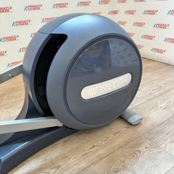 Precor EFX 835 Cross Trainer with P30 Console - Image 3