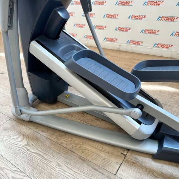 Precor EFX 835 Cross Trainer with P30 Console - Image 4