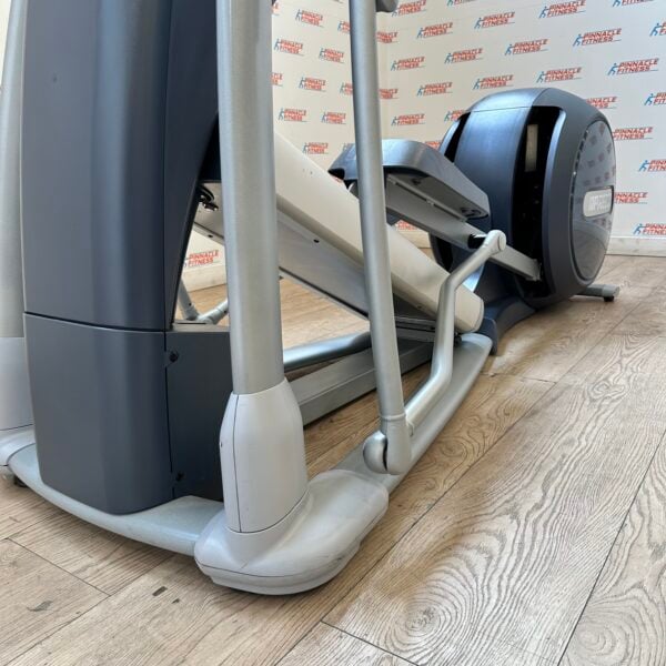 Precor EFX 835 Cross Trainer with P30 Console - Image 6