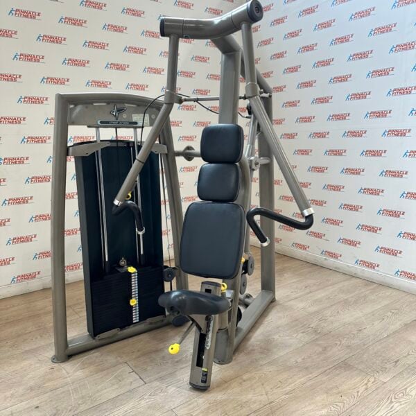 Pulse Evolve Series Chest Press
