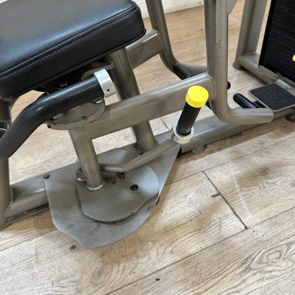 Pulse Evolve Series Abductor Machine - Image 6