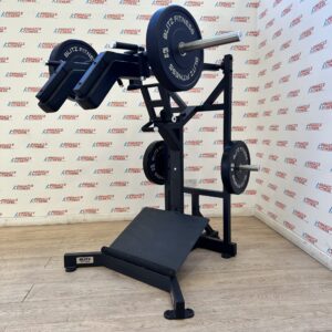 Plate Loaded Leverage Squat Machine by BLITZ FITNESS