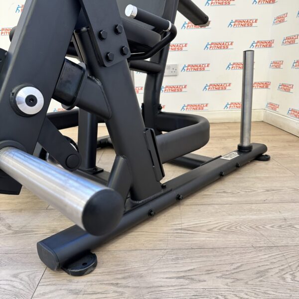 Plate Loaded Iso Lateral Leg Extension by Blitz Fitness - Image 10