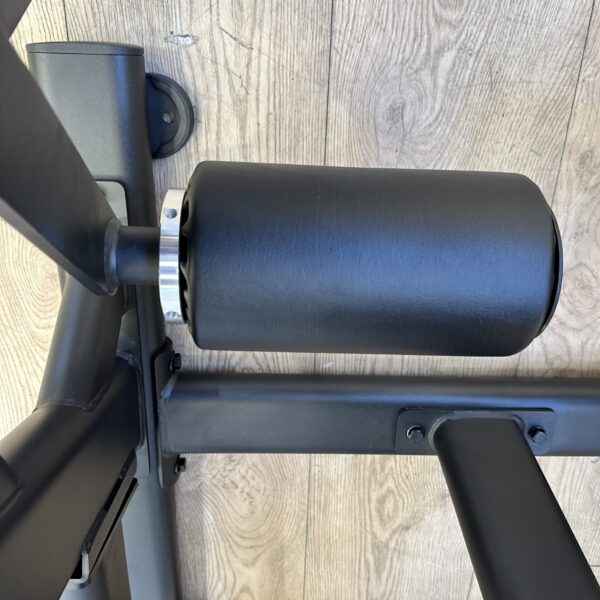 Plate Loaded Iso Lateral Leg Extension by Blitz Fitness - Image 17