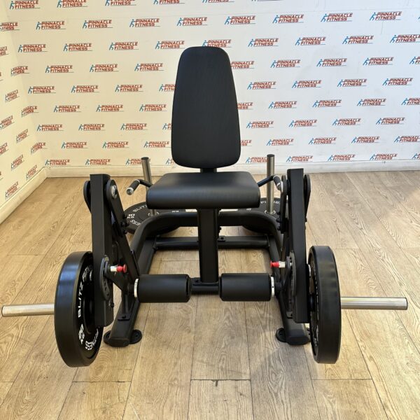 Plate Loaded Iso Lateral Leg Extension by Blitz Fitness - Image 19