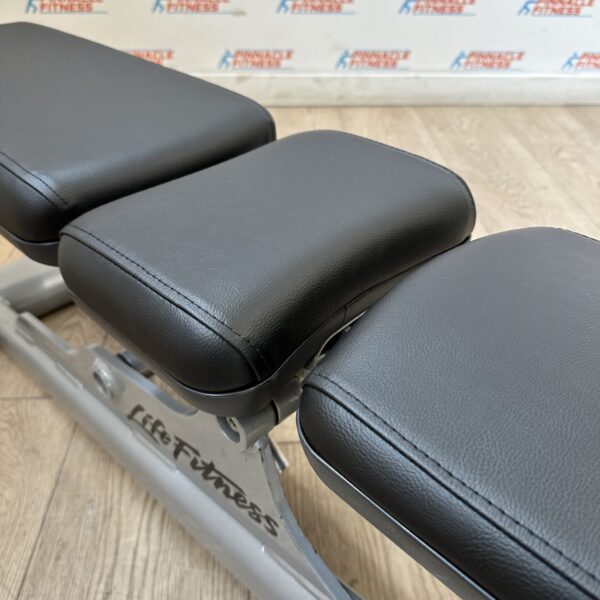 Life Fitness Signature Series Multi Adjustable Weights Bench - Image 6