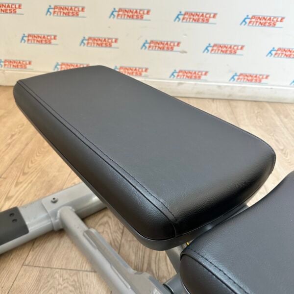 Life Fitness Signature Series Multi Adjustable Weights Bench - Image 7