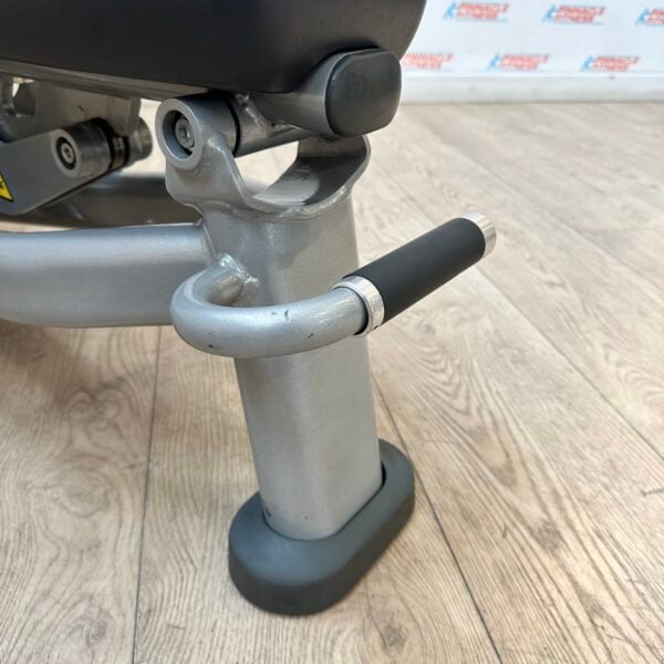 Life Fitness Signature Series Multi Adjustable Weights Bench - Image 8