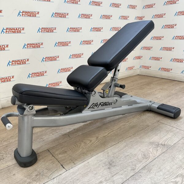Life Fitness Signature Series Multi Adjustable Weights Bench - Image 16