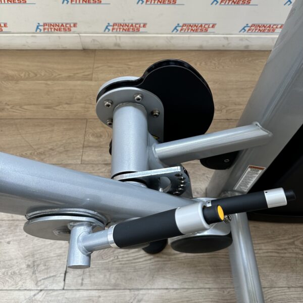 LIFE FITNESS Insignia Series Lying Leg Curl - Image 4