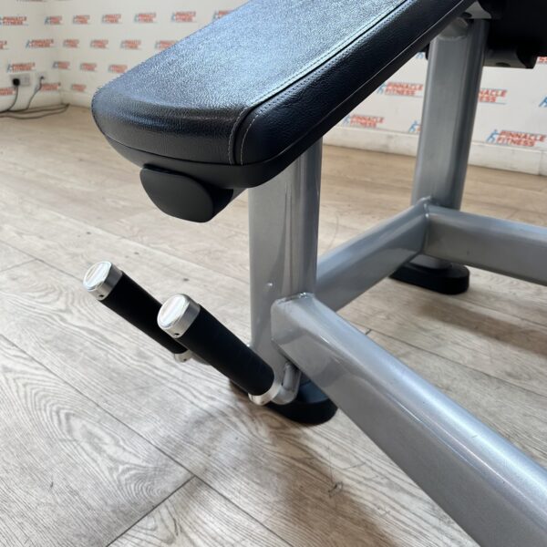 LIFE FITNESS Insignia Series Lying Leg Curl - Image 12