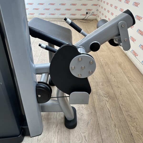LIFE FITNESS Insignia Series Lying Leg Curl - Image 15