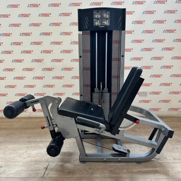 Life Fitness Fit Series Dual Leg Extension / Leg Curl