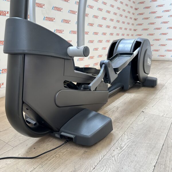 Technogym Synchro Forma Cross Trainer - Image 5