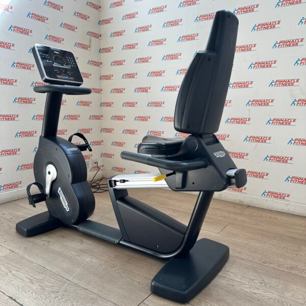 Technogym Recline Forma Recumbent Bike - Image 2