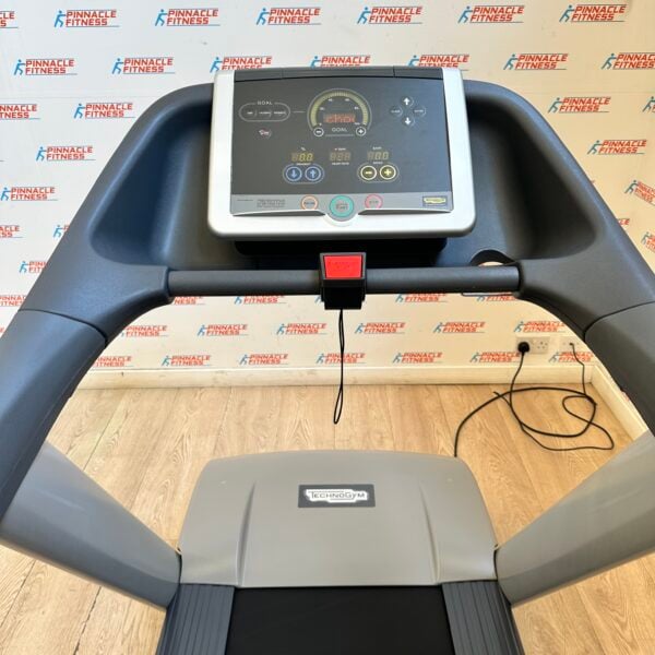 Technogym Excite Run 500i Treadmill - Image 5