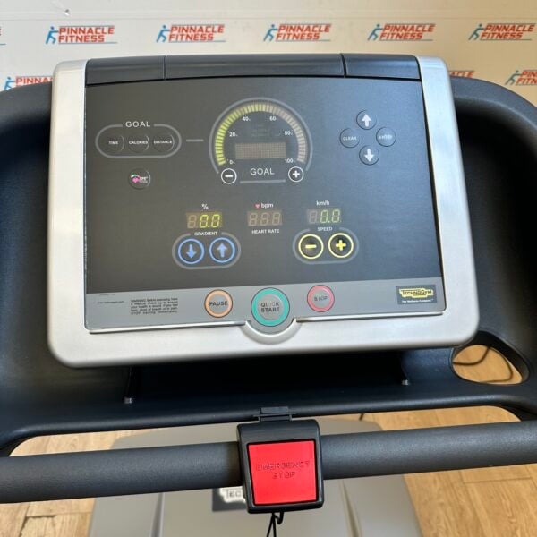Technogym Excite Run 500i Treadmill - Image 4