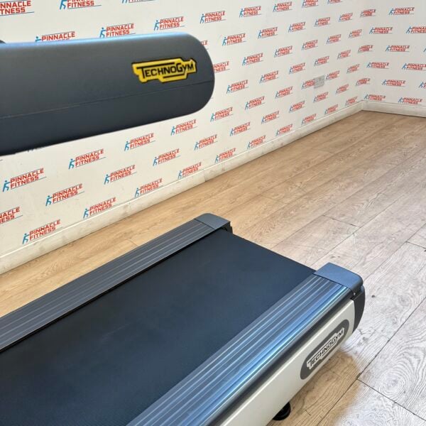 Technogym Excite Run 500i Treadmill - Image 3