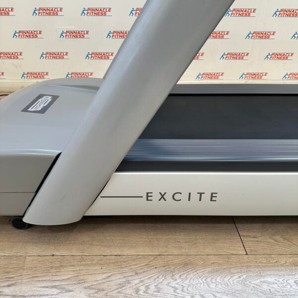 Technogym Excite Run 500i Treadmill - Image 2