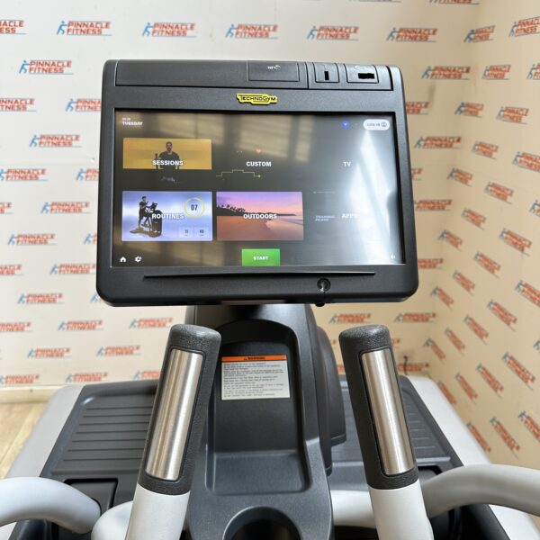 Technogym Excite+ Unity 1000 Vario with Live Software Upgrade - Image 16